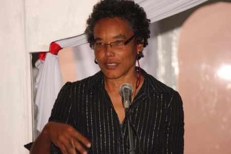 Elspeth Duncan reads interlinked stories from her novel in vignettes, Daisy Chain.